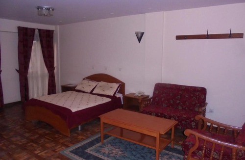 Kirkos Hotel | Weygoss Guest House