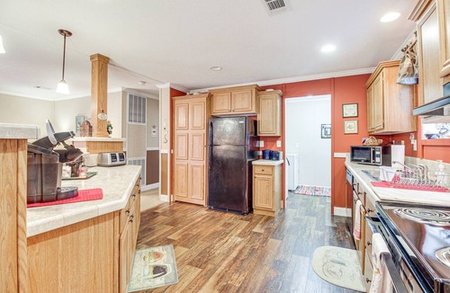 Claxton House | WFH-Friendly: Rural & Secluded Gem in Claxton!
