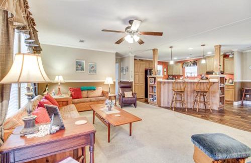 Claxton House | WFH-Friendly: Rural & Secluded Gem in Claxton!
