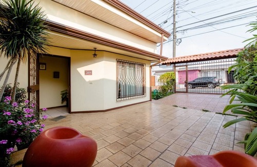 Quesada House | WFH & Wellness cerca de Juan Castro Blanco