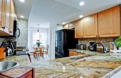 Trailer Estates Apartment | WG Shorewalk -Pool, Tennis, Pickle ball, near Beaches Anna Maria Island and IMG
