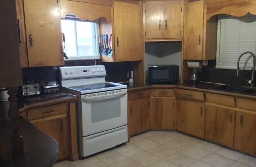 Tiddville Apartment | Whale Cove Suites