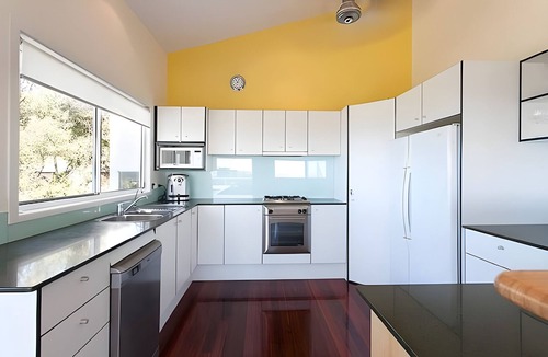 Sunshine Coast House | Whale Lookout - spectacular ocean views