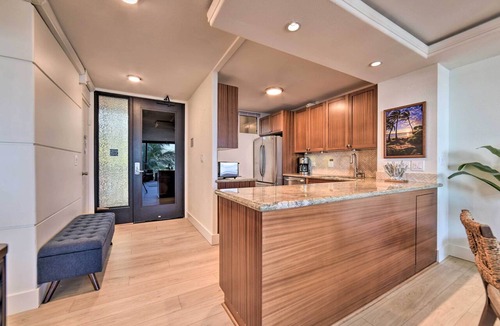Honokowai Condo | Whale & Sunset Views: Oceanfront Lahaina Condo