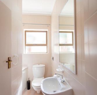Herolds Bay House | Whale View