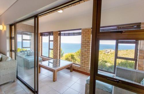 Herolds Bay House | Whale View