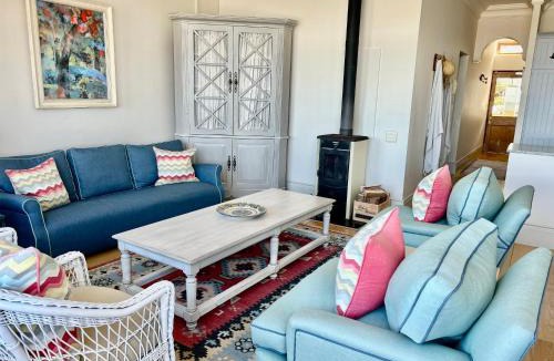 Kalk Bay Apartment | Whalehaven