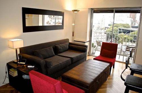Recoleta Condo | What a View! Great Location, Wi-Fi, 2 Blocks to Subway
