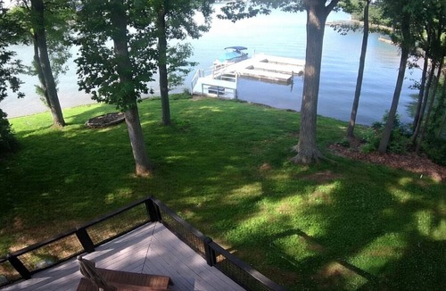 Lake Norman of Catawba House | What A View! Perfect Family Meeting Place. BIG Views! Optional Boat Rental.