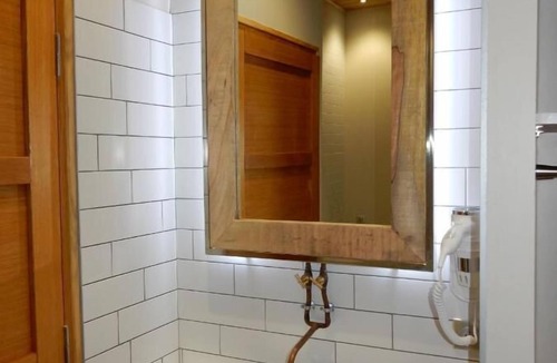 Saint-Vulbas Hotel | What Else Hotel