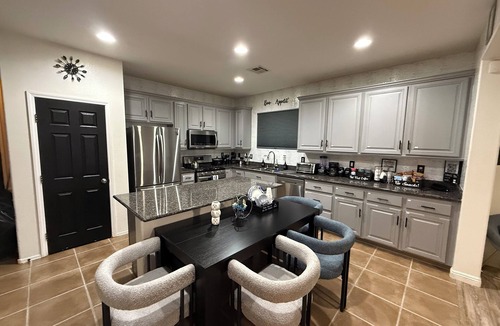 Enterprise House | What “STAYS” in Vegas, STARTS with your STAY HERE IN VEGAS!