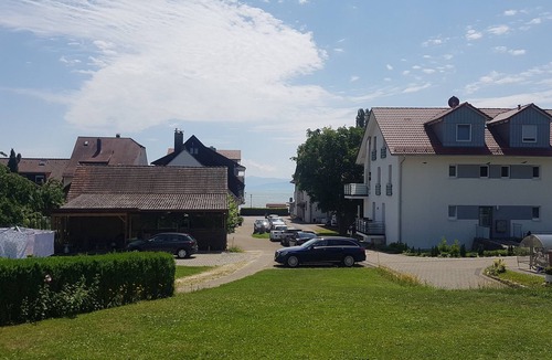 Immenstaad am Bodensee Apartment | Wheelchair-accessible vacation apartment with large terrace and lake view