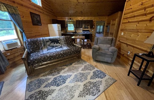 Clarington House | Wheelchair Accessible Glamping Cabin near Cook Forest State Park, Pennsylvania