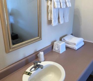 Otto Hotel | Wheels Motel