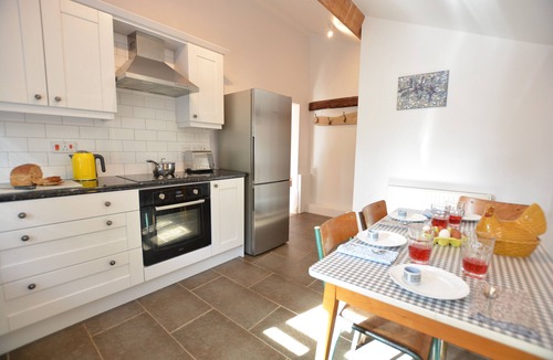 Halesworth Cottage | WHEELWRIGHT'S BARN, pet friendly, with open fire in Halesworth