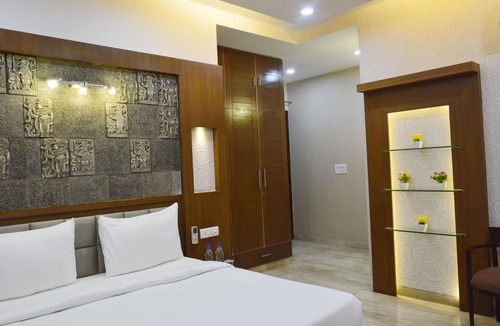 Sector 39 Hotel | When In Gurgaon - Service Apartments near Medanta Medicity