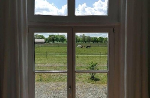 Zarrentin am Schaalsee House | Where history, tranquillity and nature come together - living in the old station?