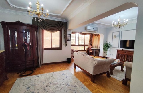 Heliopolis Apartment | Where landsacpe view meets Luxury-10 mins from Cairo international Airport