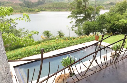 Ligfontein Villa | Where luxury meets nature.Villa overlooking DaGama Dam near Kruger National Park