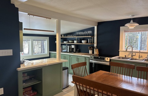 Andover Cottage | Where the Mountain meets the Lake. Lakefront cottage, views of Mount Kearsarge!