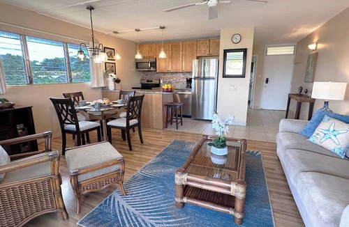 Kihei Condo | Where Tradition Meets Comfort Kihei Condo New AC Steps to Kamaole II Beach