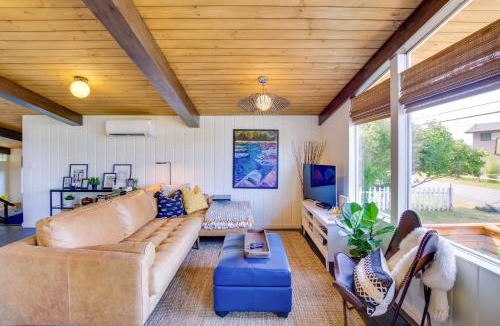 Lagoon Point House | Whidbey Island Oasis: Walk to Beach, Hot Tub, View