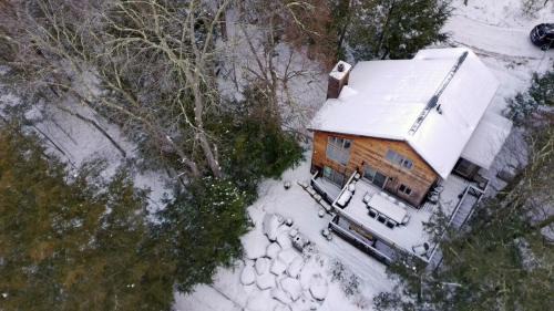 Monticello Ski Chalet | Whimsical Lakefront Chalet