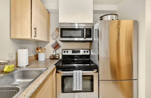 Historic Railroad District House | Whimsy on B | 2BR Steps to Downtown