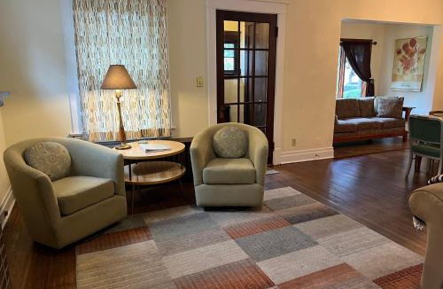 Niagara Falls House | Whirlpool Cottage