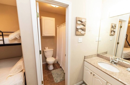 Boothville-Venice Condo | Whiskey Bay Lodge #5