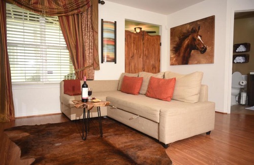 Laurel Apartment | Whiskey Bottom Saloon by LLOYD SUITES