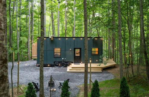 Sylva Apartment | Whisper Woods - Rent Out 5 tiny houses, Perfect for group trips!
