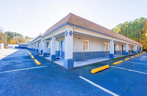 White Stone Hotel | Whispering Pines by Hotel O White stone VA
