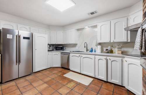 Broken Bow House | Whispering Pines Estate- Beautiful 4 Bedroom with Pickleball Court