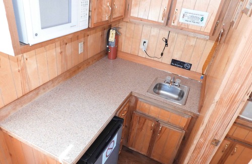 Leasburg Cabin | Whispering Pines Group cabin rental near Meramec River