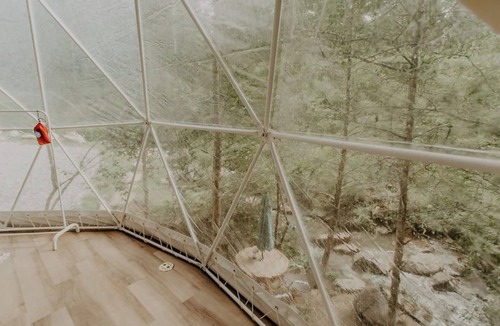 Cosby Apartment | Whispering Waters: Dome Getaway