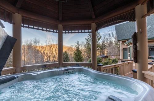 Sugar Grove House | Whispering Willow
