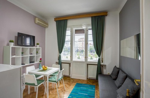 Slavija Apartment | White apartment
