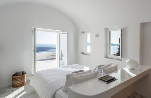 Fira House | White Ark - Adults Only