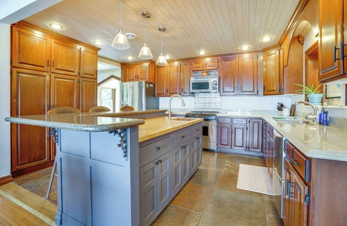 White Bear Lake House | White Bear Lake Lakehouse w/Dock & Paddleboards