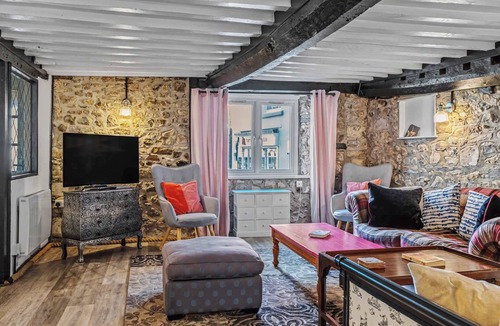 Seaton House | White Cross A central cosy retreat