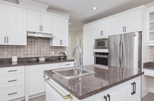 Richmond Apartment | White DoubleRoom PrivateBathroom