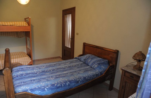 Roccabruna Apartment | White eagle tourist rental surrounded by nature in Roccabruna