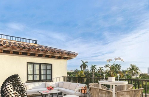 Palm Beach Hotel | White Elephant Palm Beach