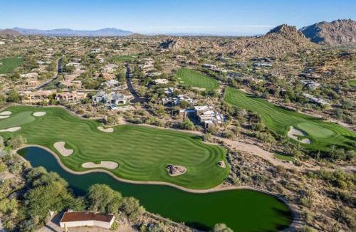 Troon North House | White Feather - Golf BBQ Patio Pool & Spa Access