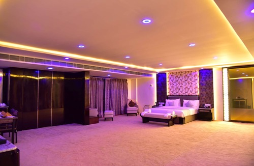 Chikkamagaluru Hotel | White Feather