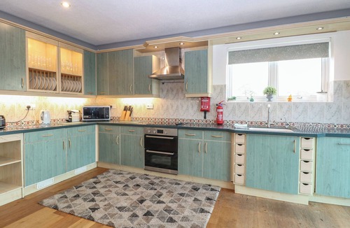 Horning Cottage | White Gables