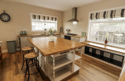 Great Clifton Cottage | White Gables