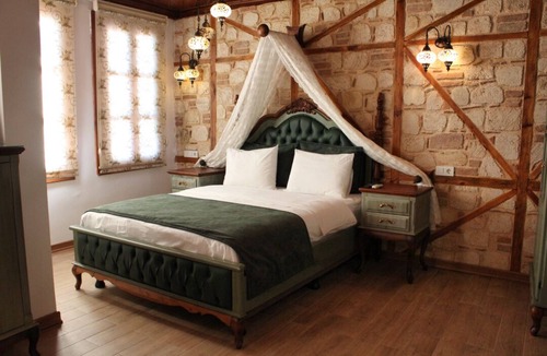 Kaleici Hotel | White Garden Hotel