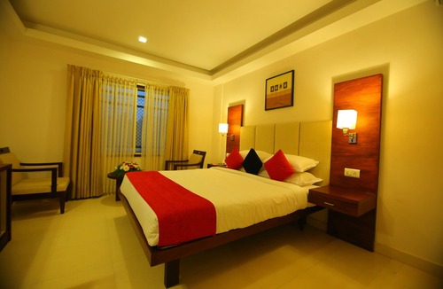 Vaikom Hotel | White Gate Residency
